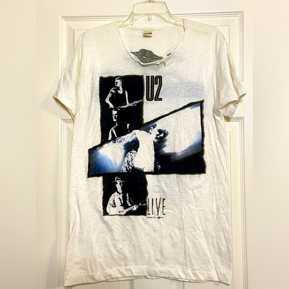 U2 Music Band Tshirt Joshua Tree Concert Tour Men’s Size L Vintage 1987